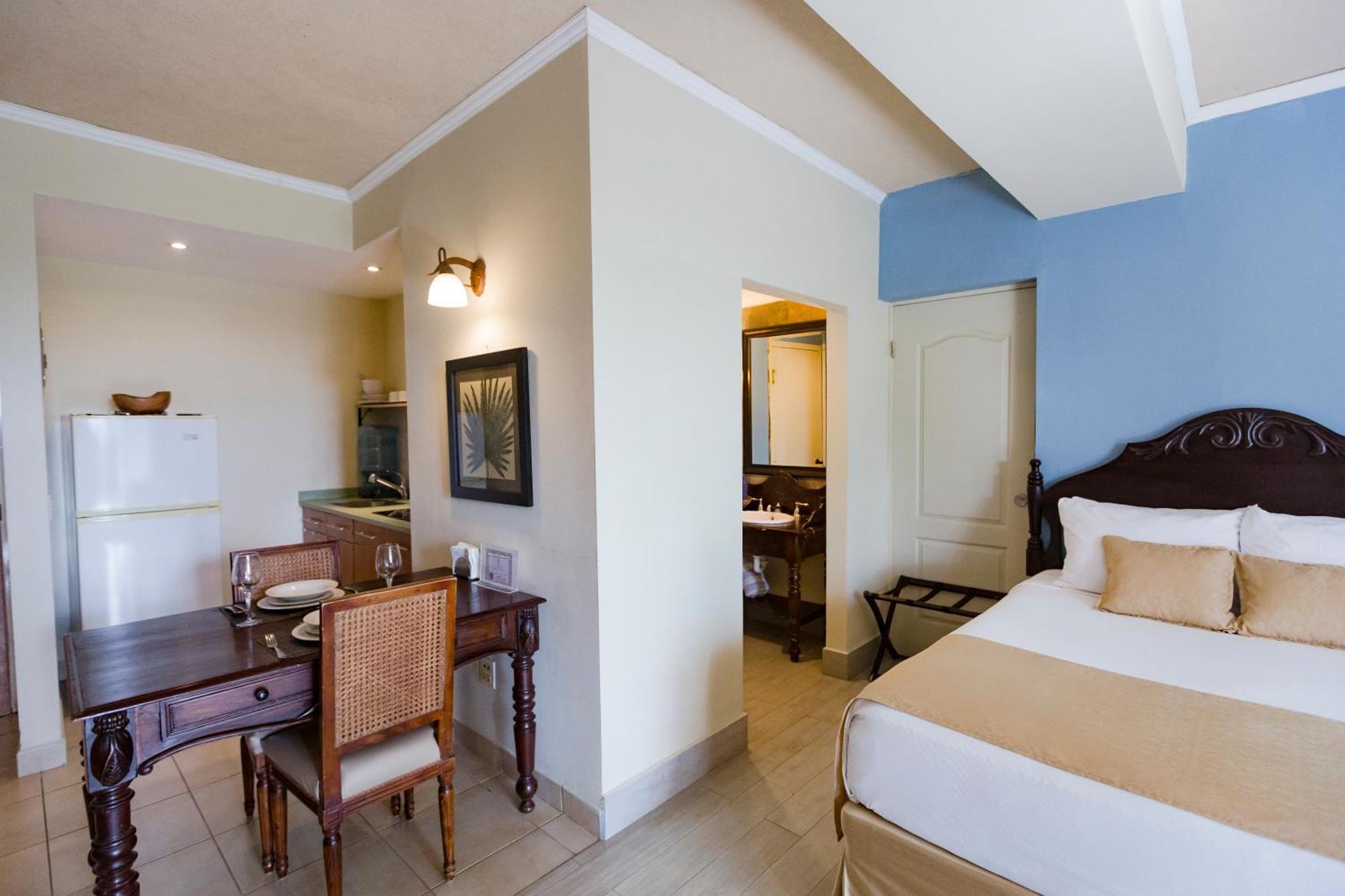 Los Altos Apartments & Studios 马那瓜湖 外观 照片